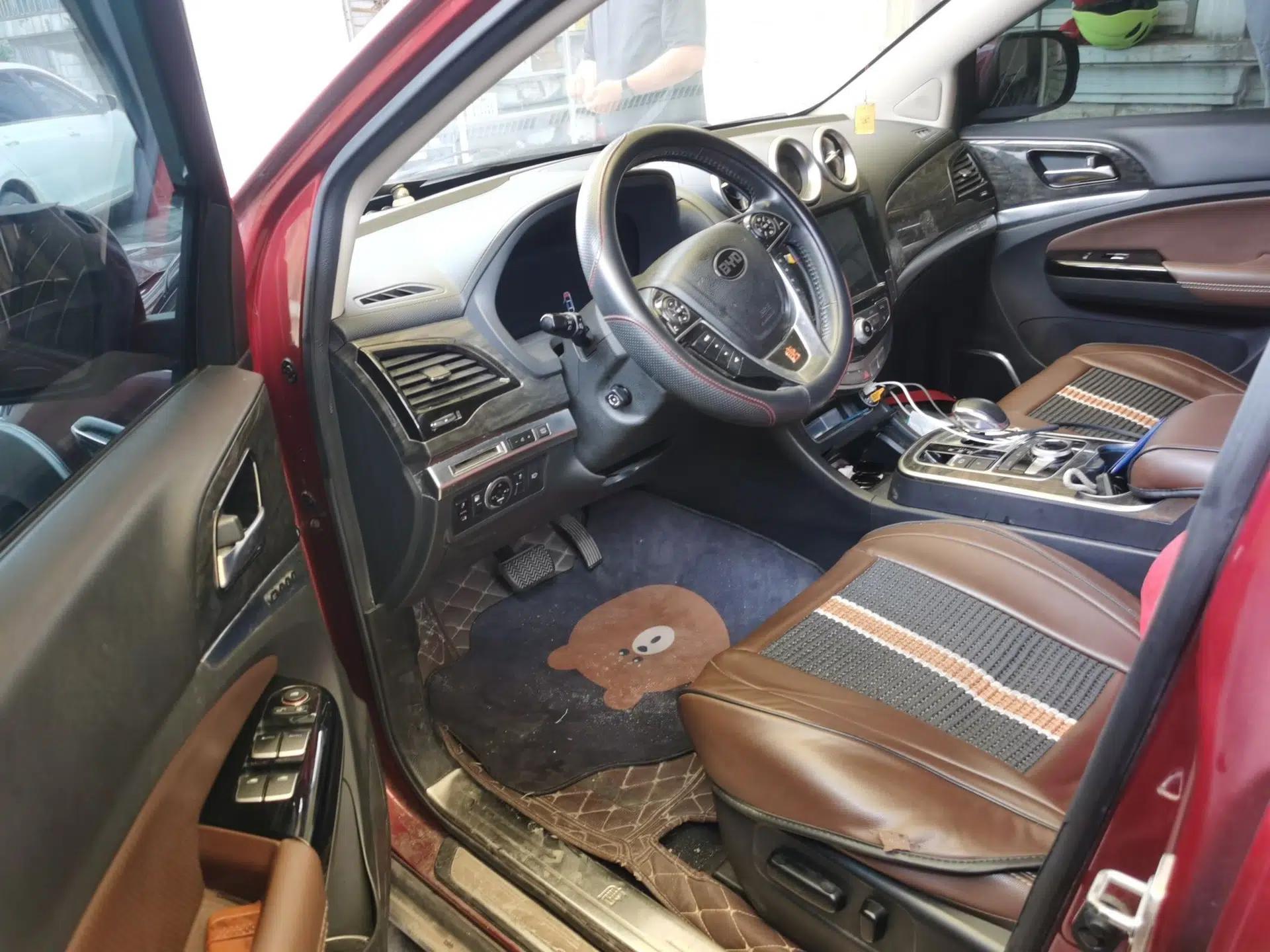 BYD Tang New Energy 2015 2.0T Four-Wheel-Drive Flagship Model — миниатюра 16