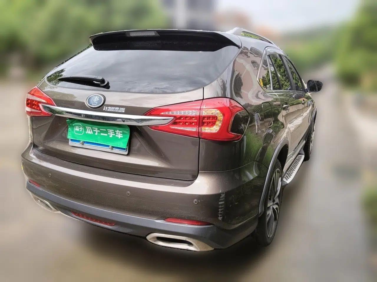 BYD Tang New Energy 2017 2.0T Tang 100 — миниатюра 6