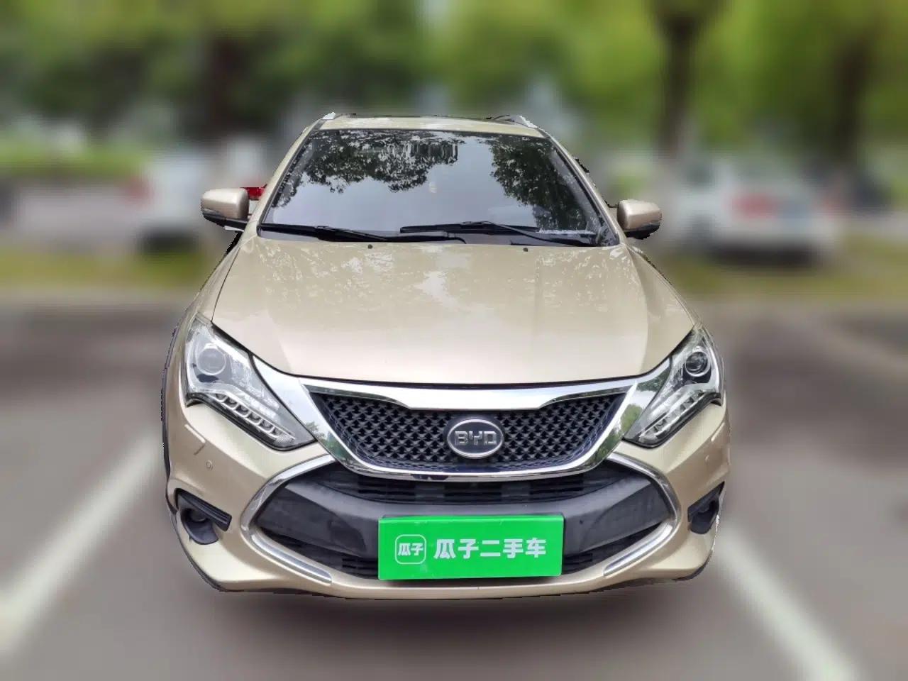 BYD Tang New Energy 2015 2.0T Four-Wheel-Drive Flagship Model — миниатюра 2