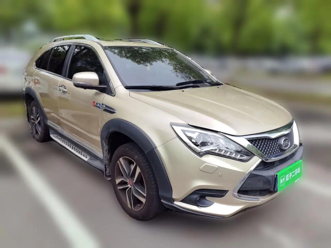 BYD Tang New Energy 2015 2.0T Four-Wheel-Drive Flagship Model — миниатюра 3
