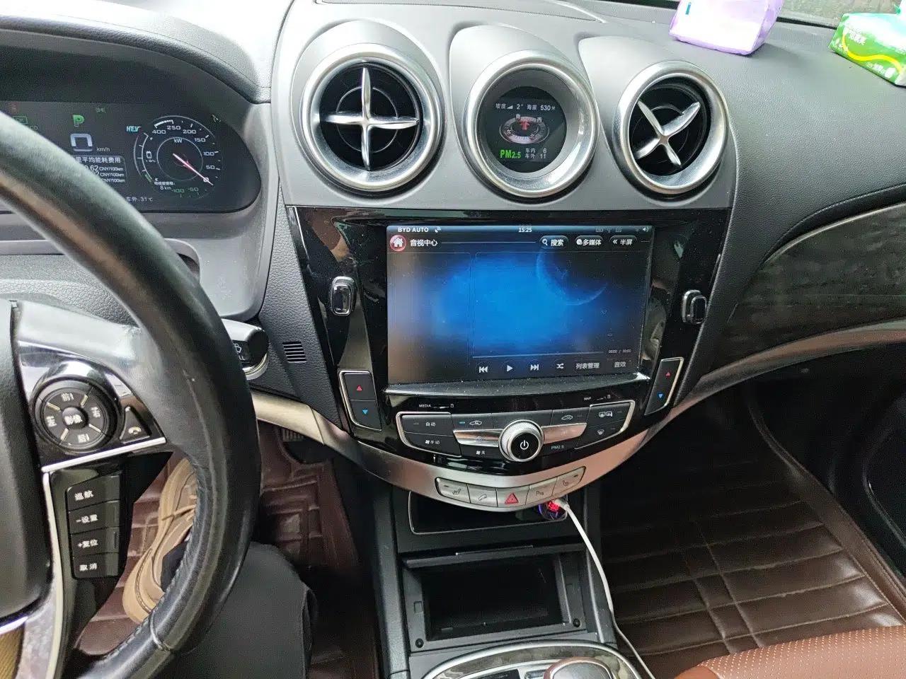 BYD Tang New Energy 2015 2.0T Four-Wheel-Drive Flagship Model — миниатюра 13