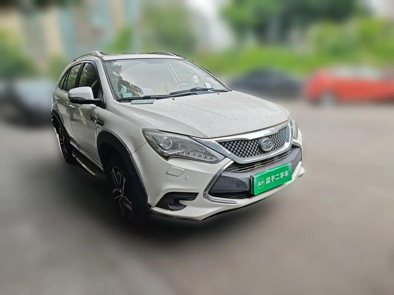 BYD Tang New Energy 2015 2.0T Four-Wheel-Drive Flagship Model — миниатюра 3