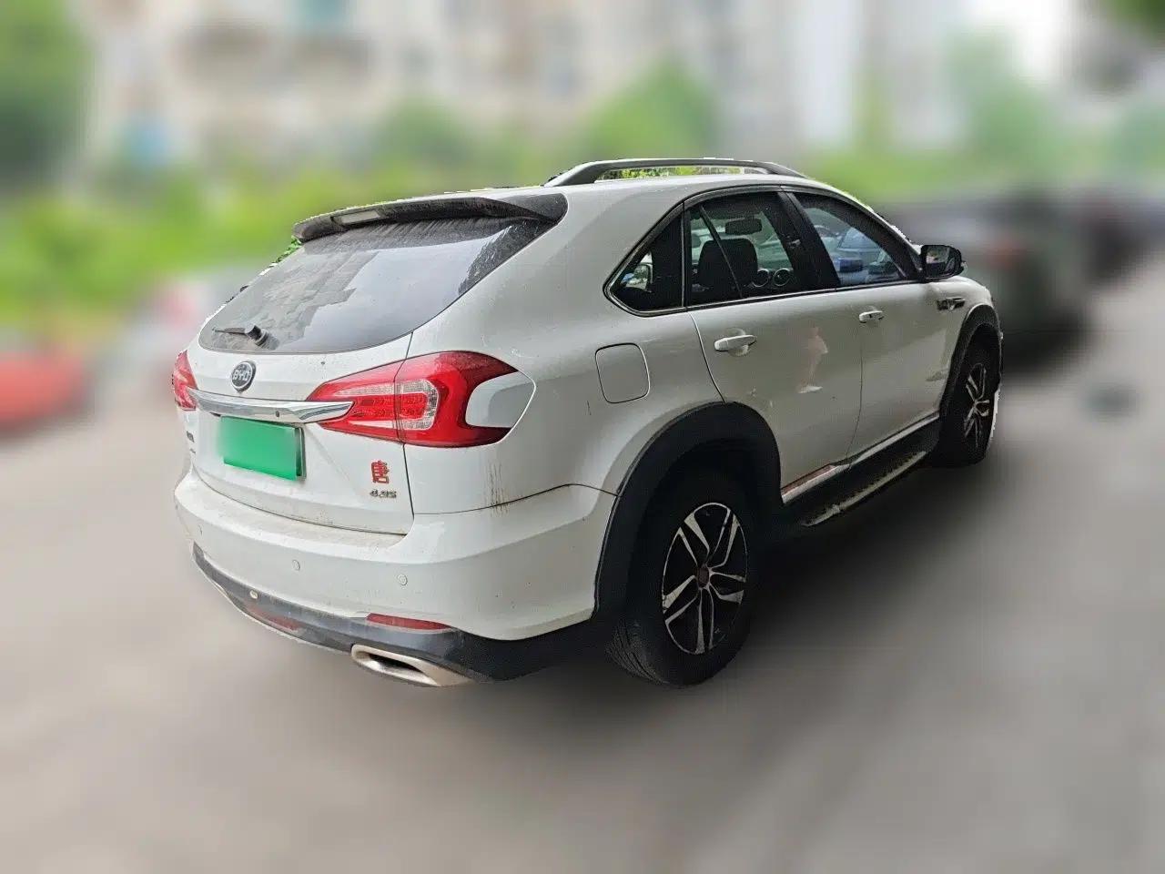 BYD Tang New Energy 2015 2.0T Four-Wheel-Drive Flagship Model — миниатюра 6