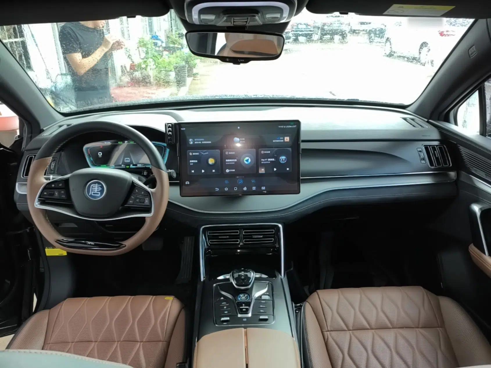 BYD Tang New Energy 2021 DM-i 112KM Prestige Model — миниатюра 17