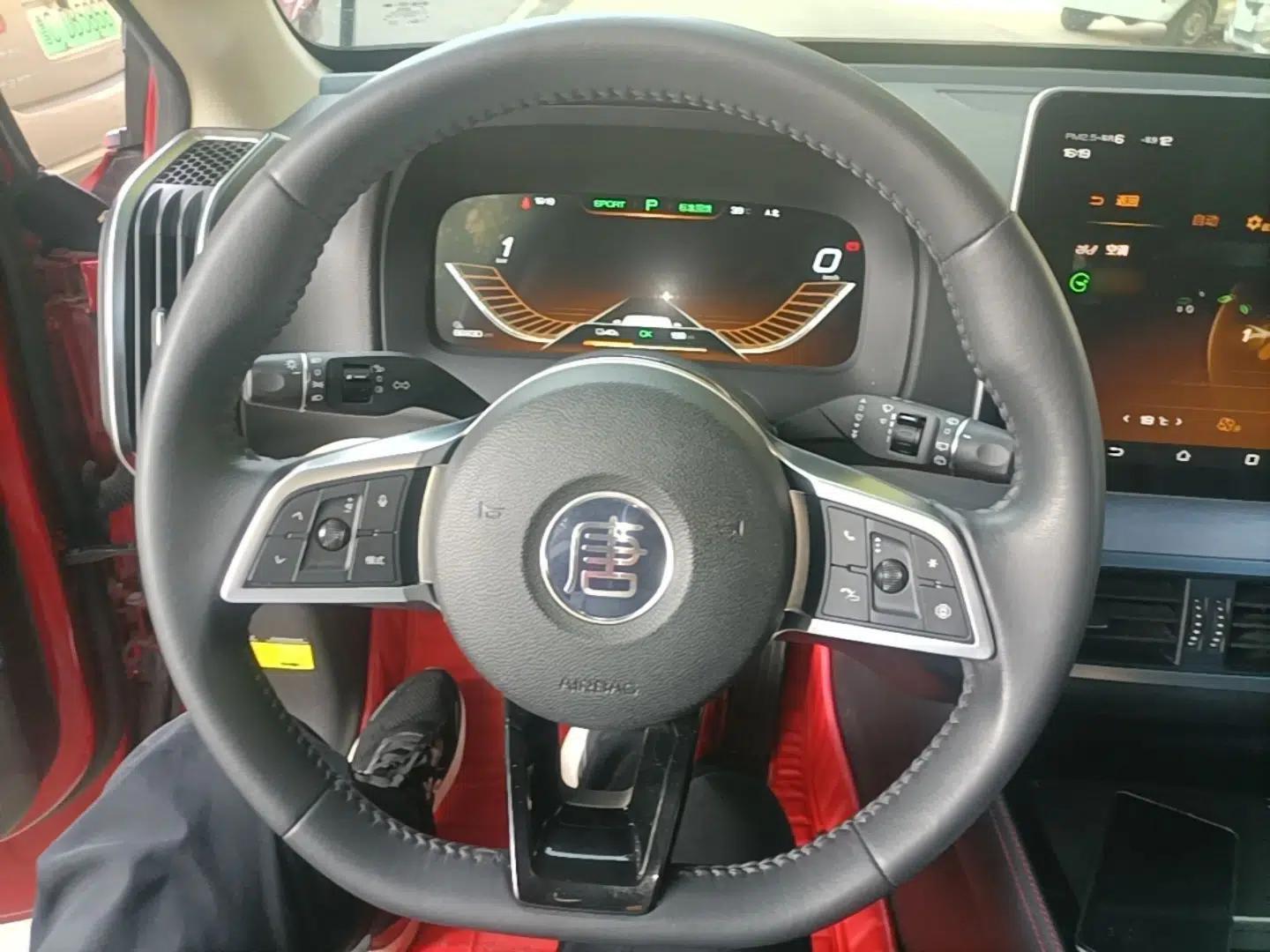 BYD Tang New Energy 2019 EV600D Four-Wheel Drive Smart Connectivity Leading Model — миниатюра 18