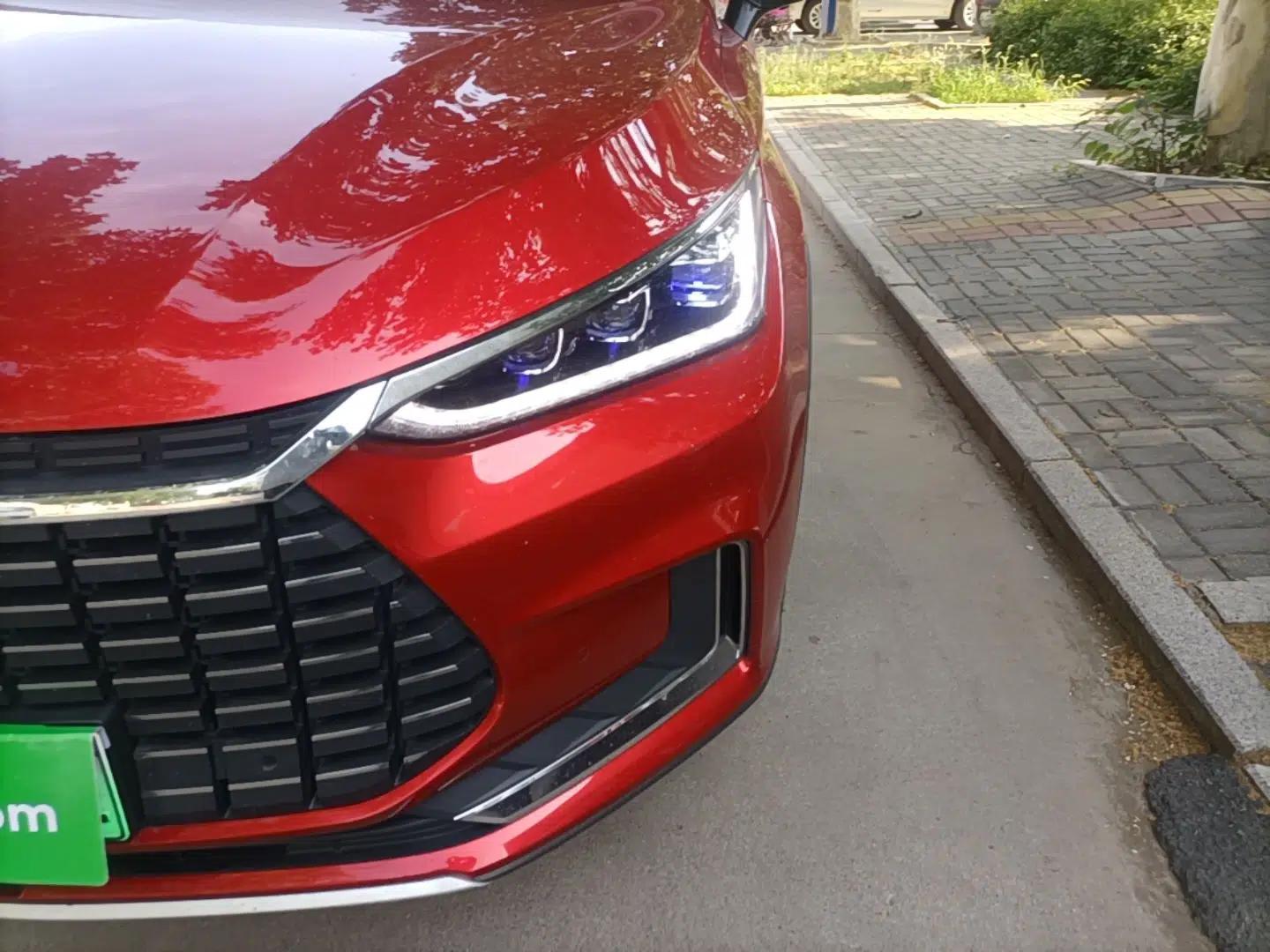 BYD Tang New Energy 2019 EV600D Four-Wheel Drive Smart Connectivity Leading Model — миниатюра 8