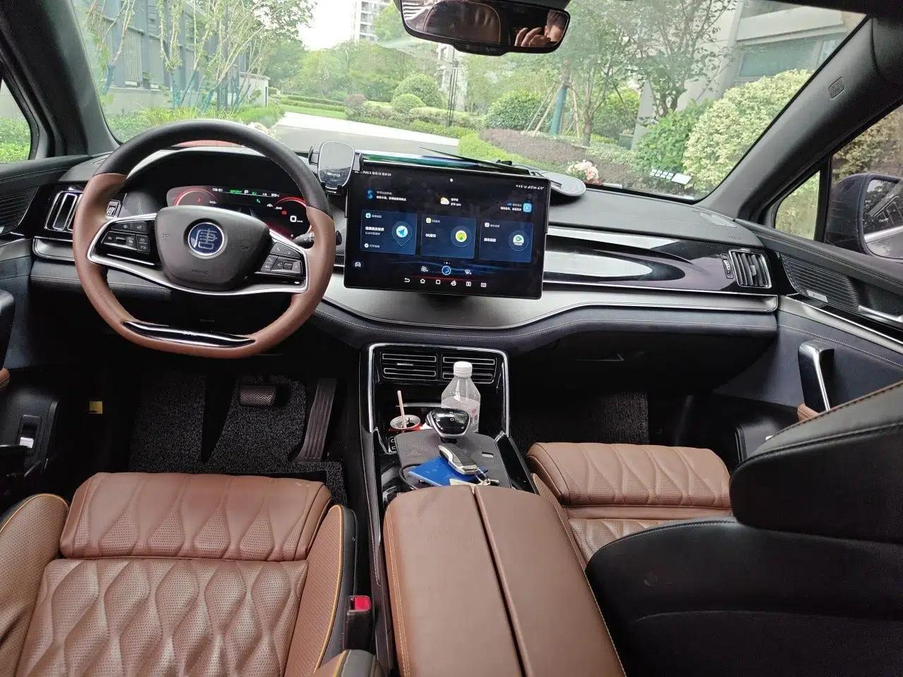 BYD Tang New Energy 2021 DM-i 112KM Prestige Model — миниатюра 9