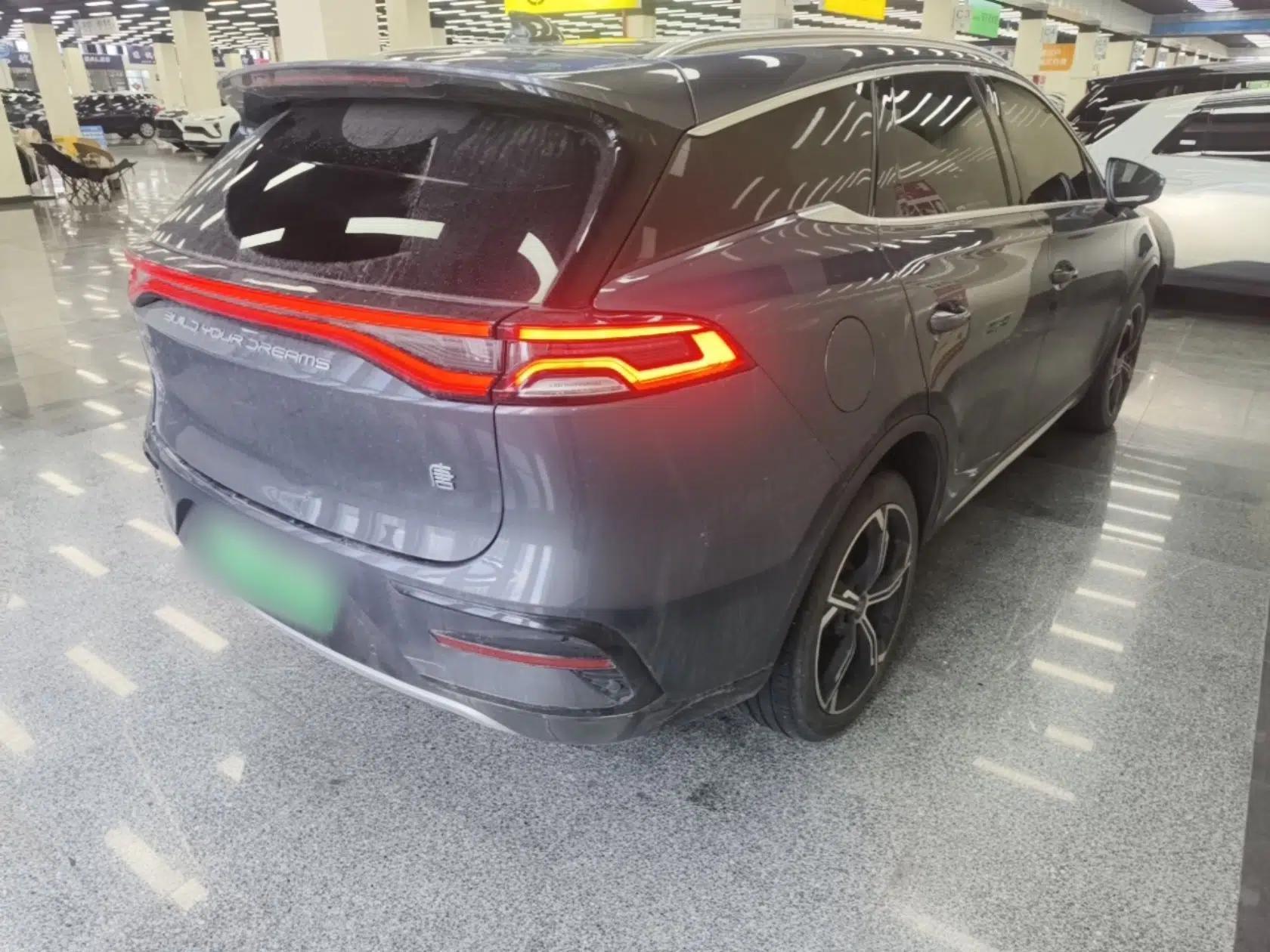 BYD Tang New Energy 2021 DM-i 112KM Prestige Model — миниатюра 6