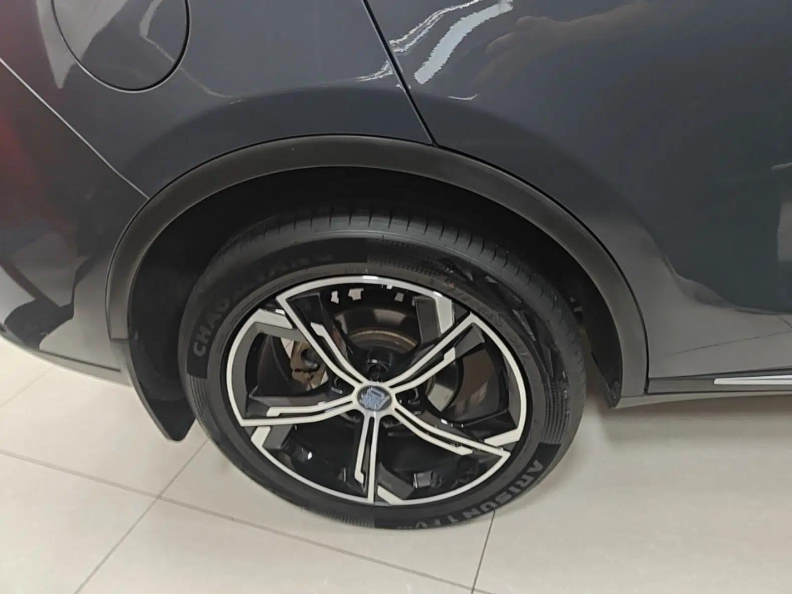 BYD Tang New Energy 2021 DM-i 112KM Prestige Model — миниатюра 11