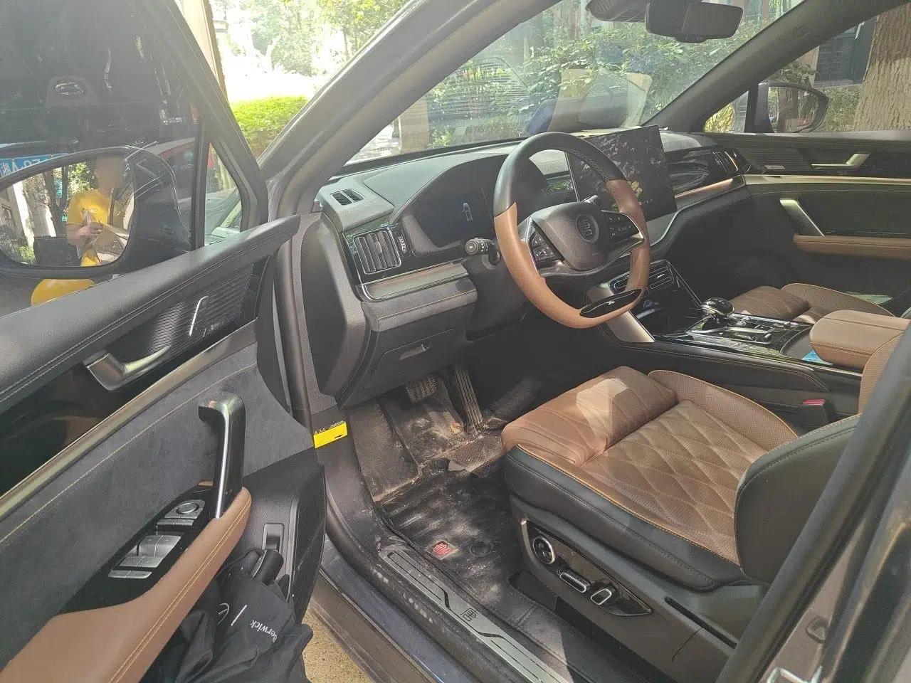 BYD Tang New Energy 2021 DM-i 112KM Prestige Model — миниатюра 16
