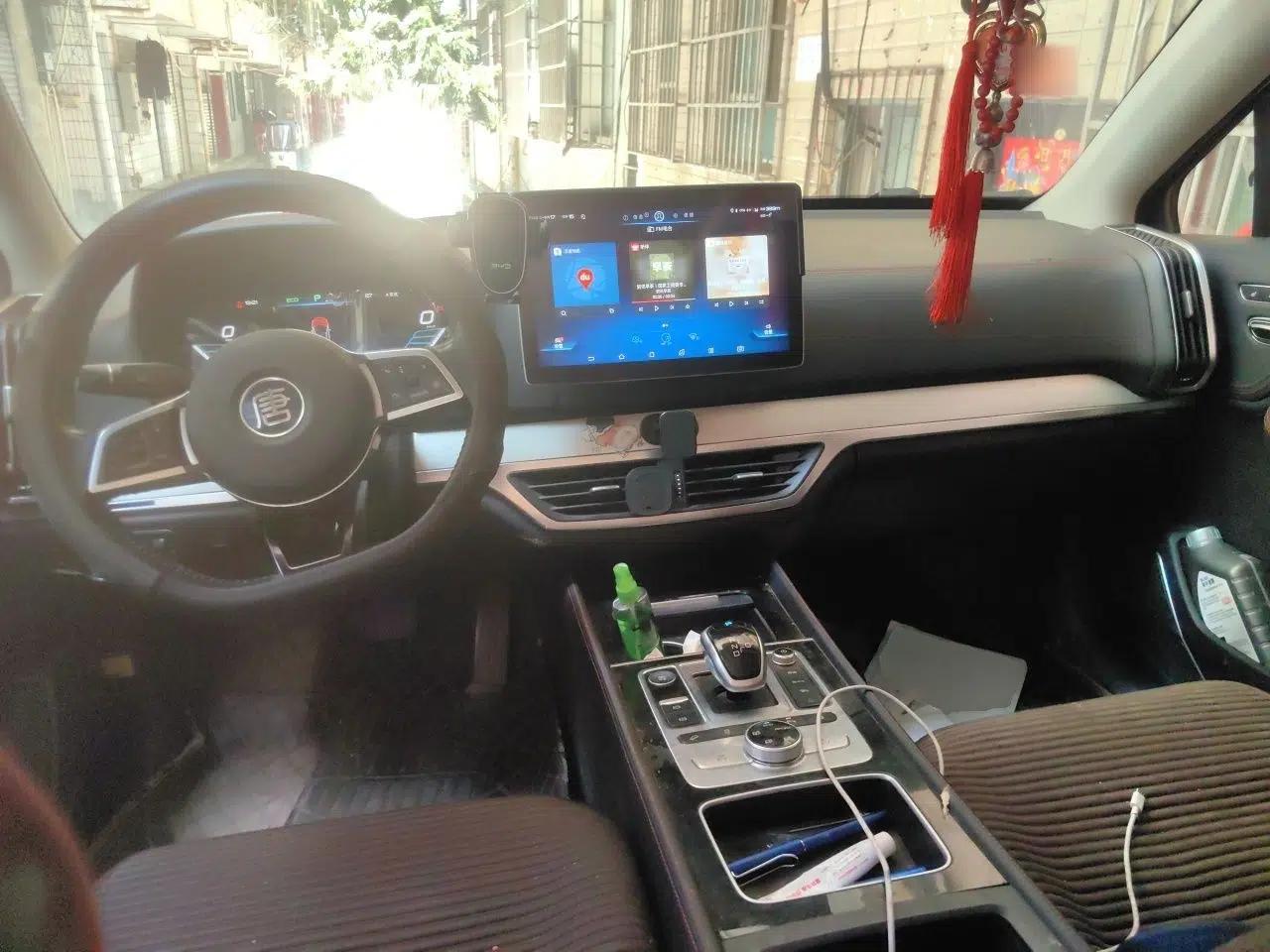 BYD Tang New Energy 2018 DM 2.0T All-Wheel Drive Smart Connectivity Luxury Model 7 Seats China V Emission Standard — миниатюра 9