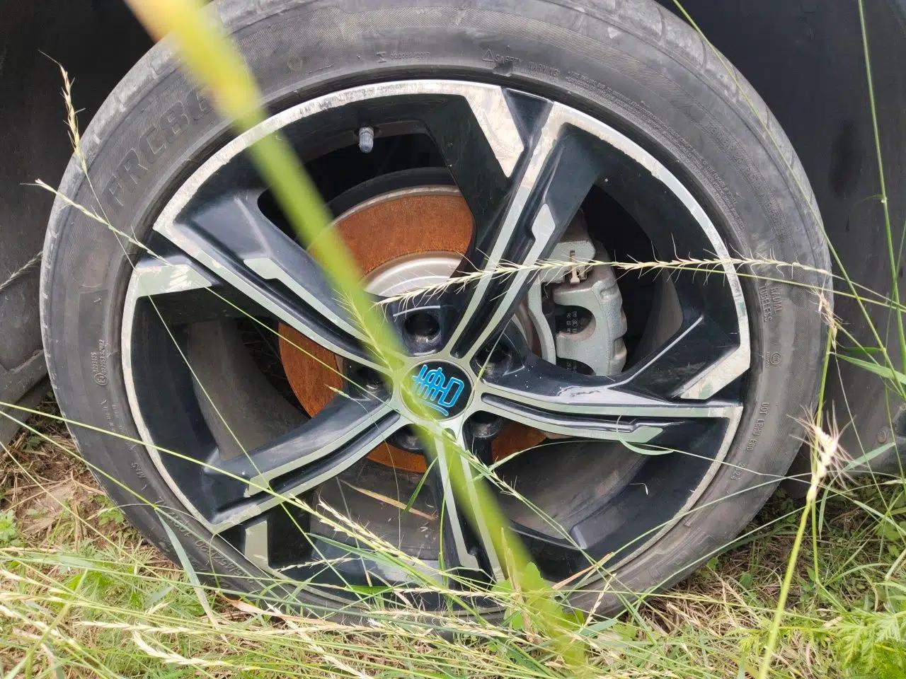 BYD Tang New Energy 2021 DM-i 112KM Prestige Model — миниатюра 8