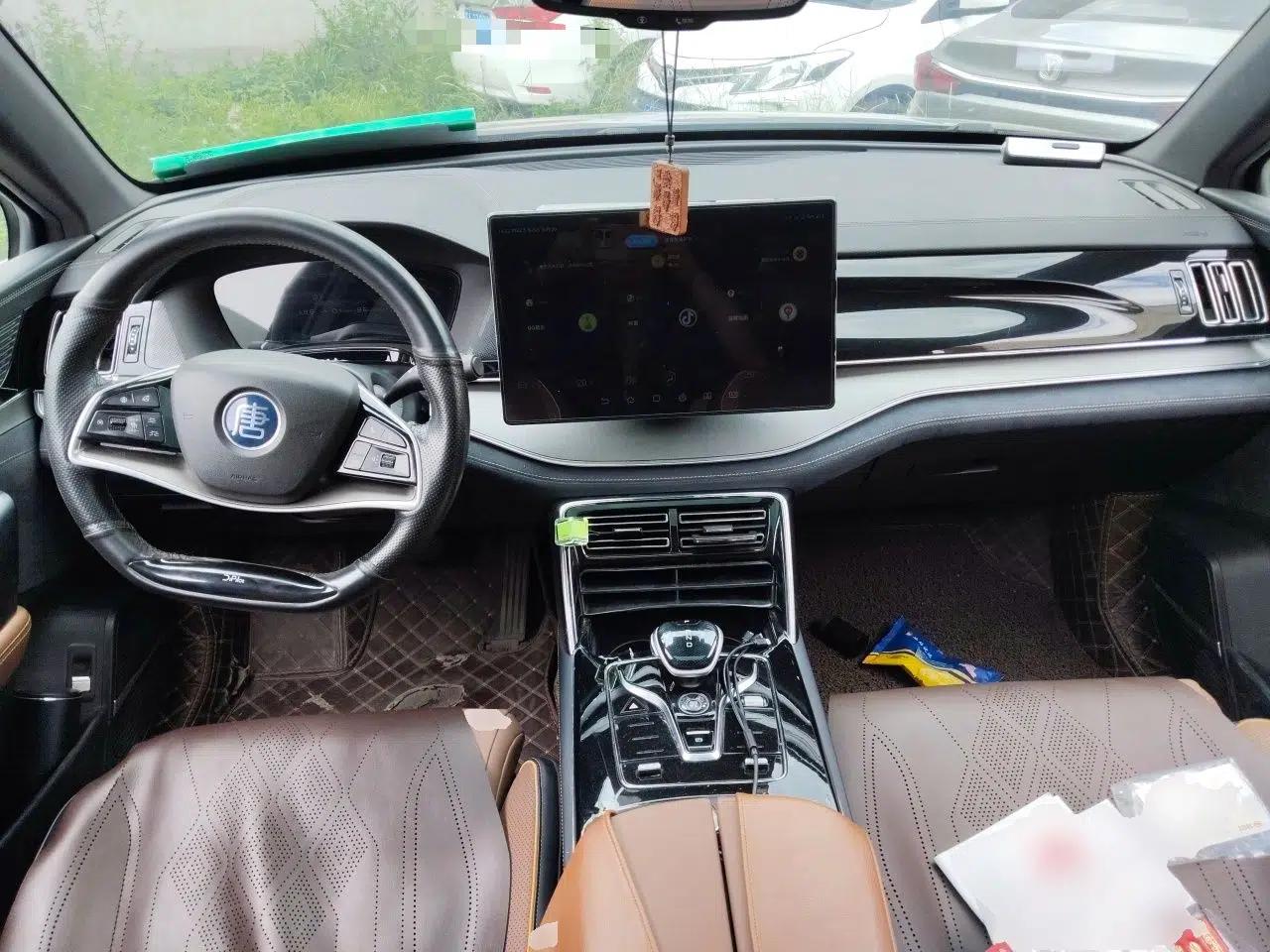 BYD Tang New Energy 2021 DM-i 112KM Prestige Model — миниатюра 9