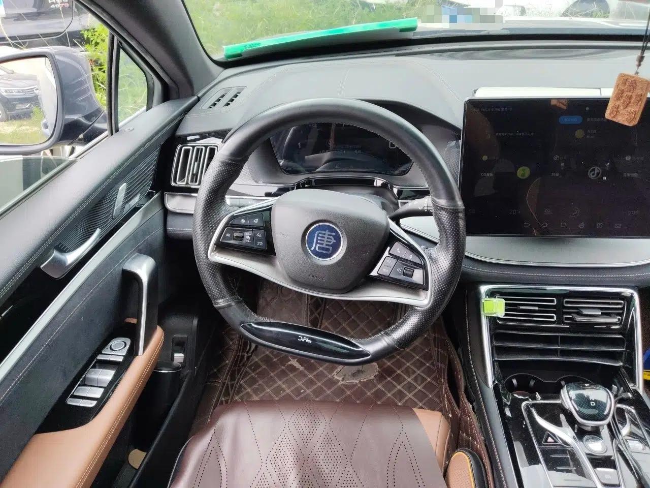 BYD Tang New Energy 2021 DM-i 112KM Prestige Model — миниатюра 10