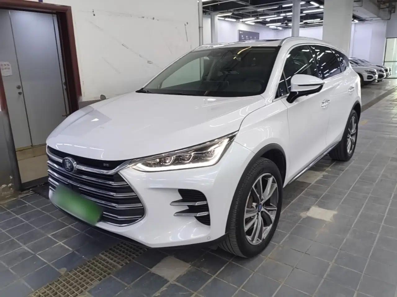 BYD Tang New Energy 2018 DM 2.0T All-Wheel Drive Smart Connectivity Enjoyment Model 5 Seats China V Emission Standard — миниатюра 1