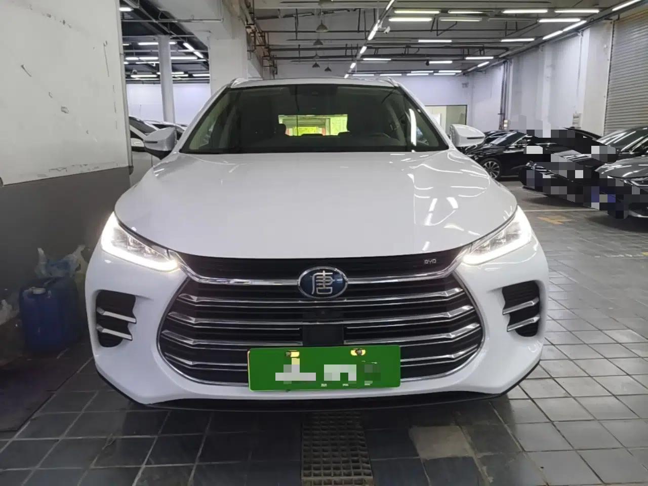 BYD Tang New Energy 2018 DM 2.0T All-Wheel Drive Smart Connectivity Enjoyment Model 5 Seats China V Emission Standard — миниатюра 2
