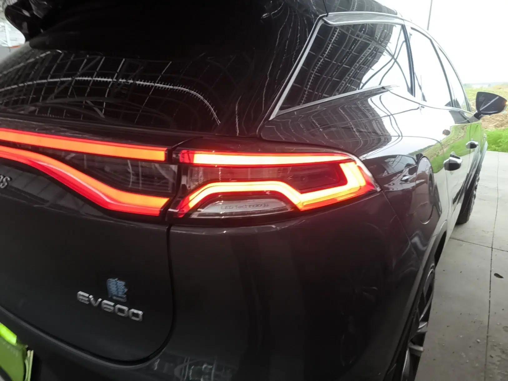 BYD Tang New Energy 2019 EV600D Four-Wheel Drive Smart Connect Genesis Edition — миниатюра 9