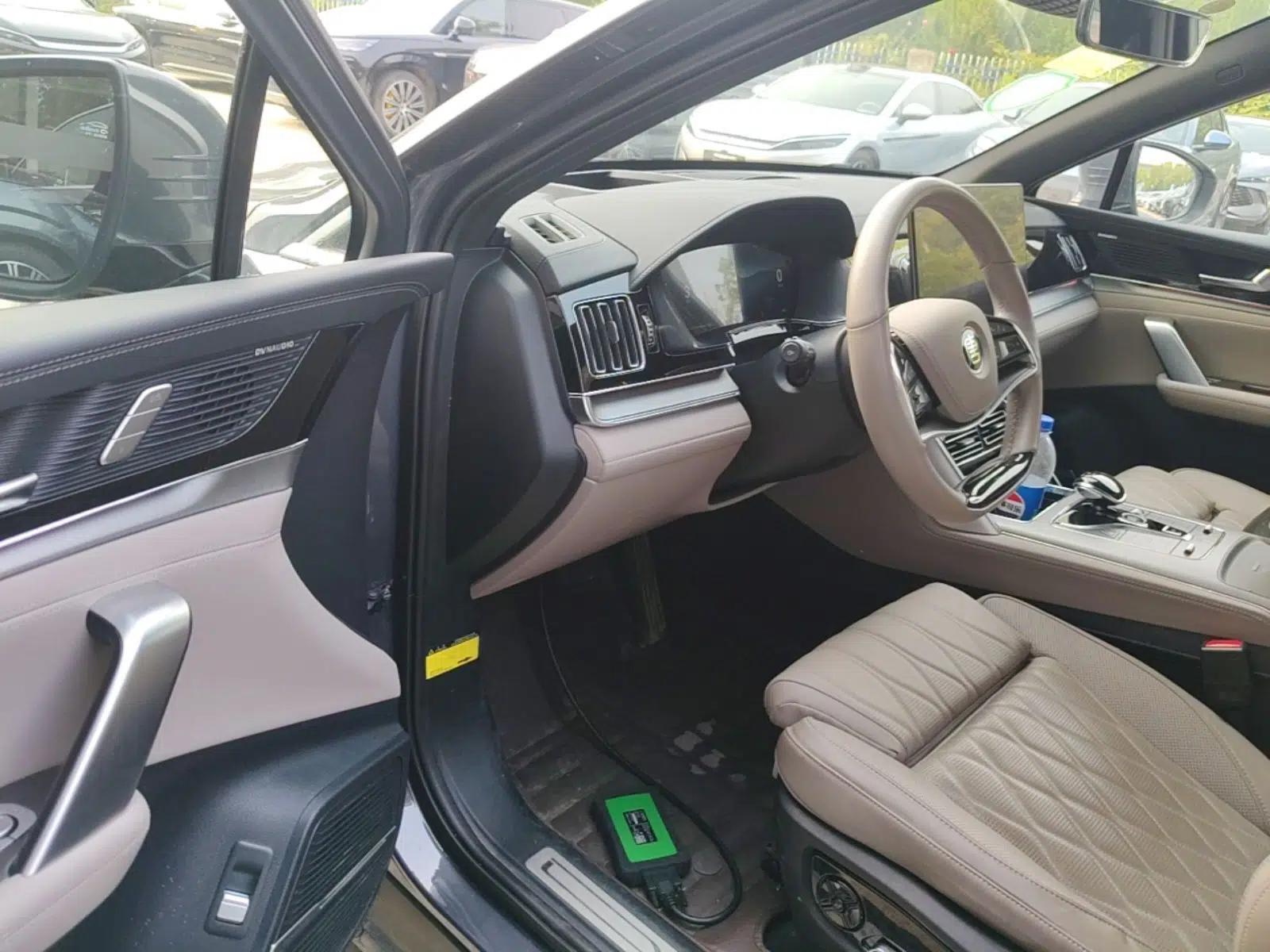 BYD Tang New Energy 2024 DM-i Glory Edition 112KM Flagship Model — миниатюра 18