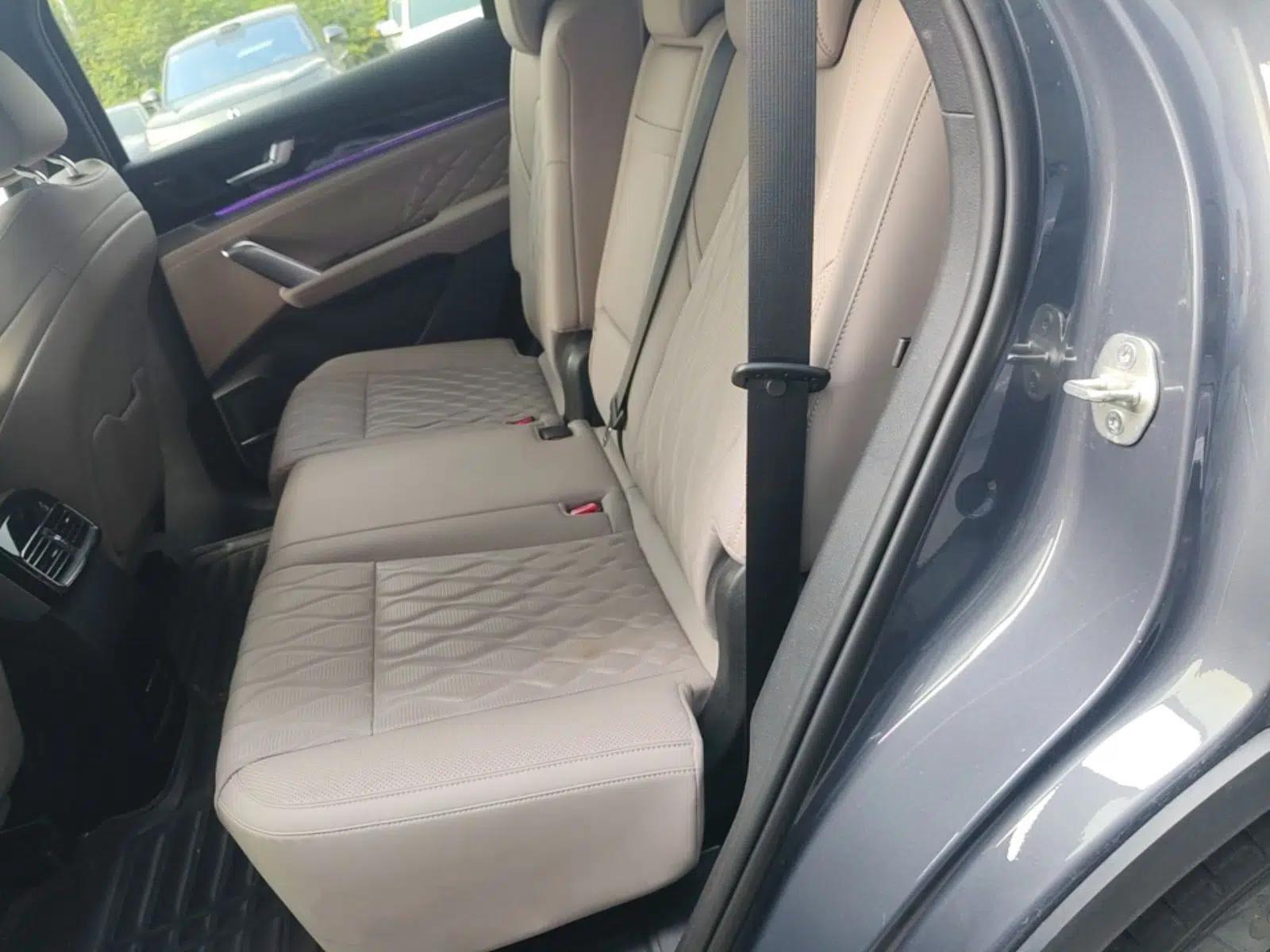 BYD Tang New Energy 2024 DM-i Glory Edition 112KM Flagship Model — миниатюра 20