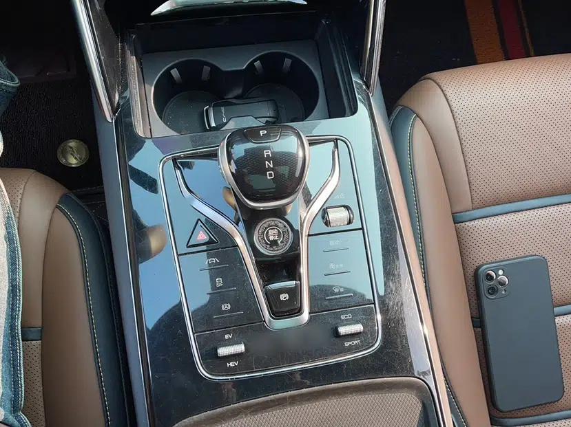 BYD Tang New Energy 2021 DM 2.0T Four-Wheel Drive Performance Edition Prestige Model — миниатюра 14