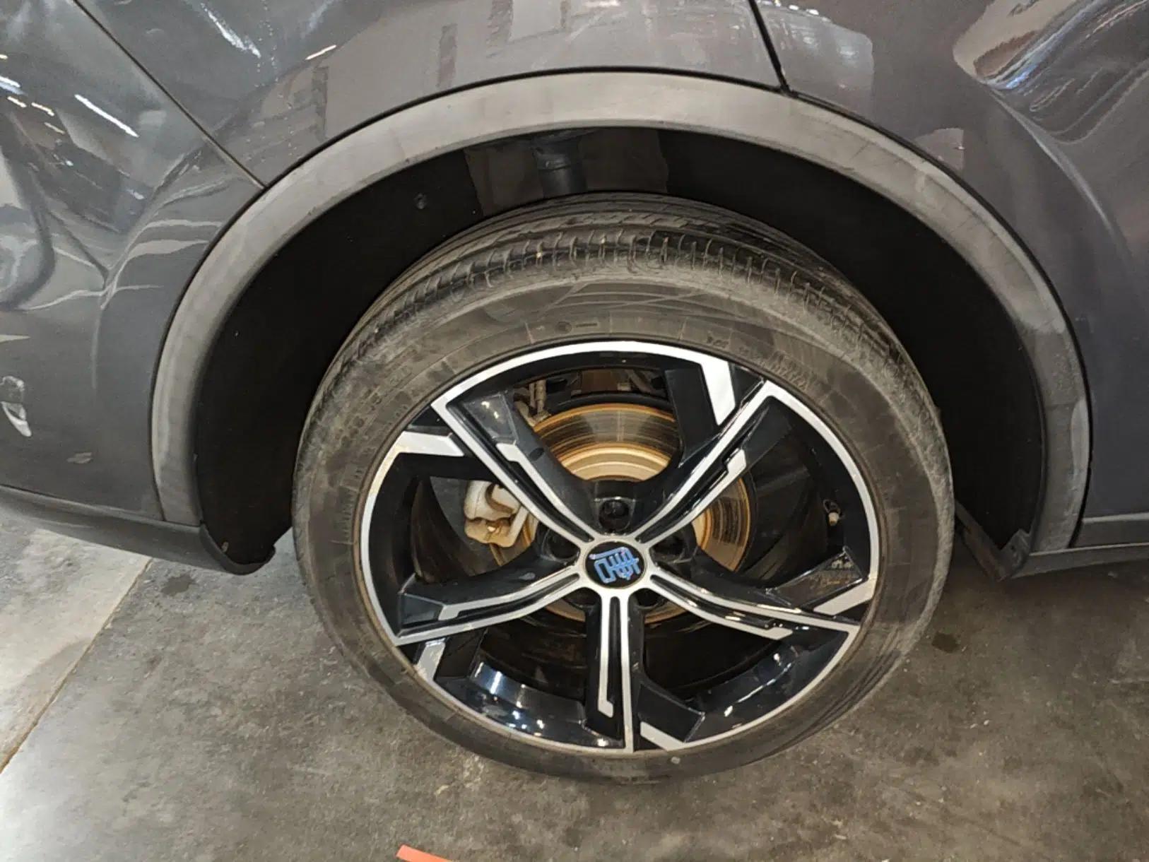 BYD Tang New Energy 2021 DM-i 112KM Prestige Model — миниатюра 11