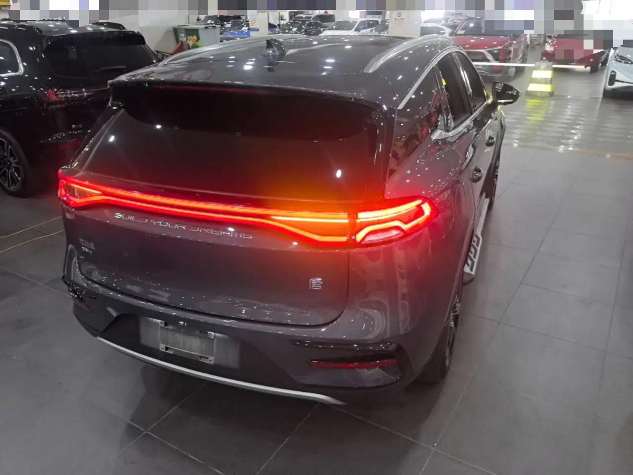 BYD Tang New Energy 2021 DM-i 112KM Prestige Model — миниатюра 6