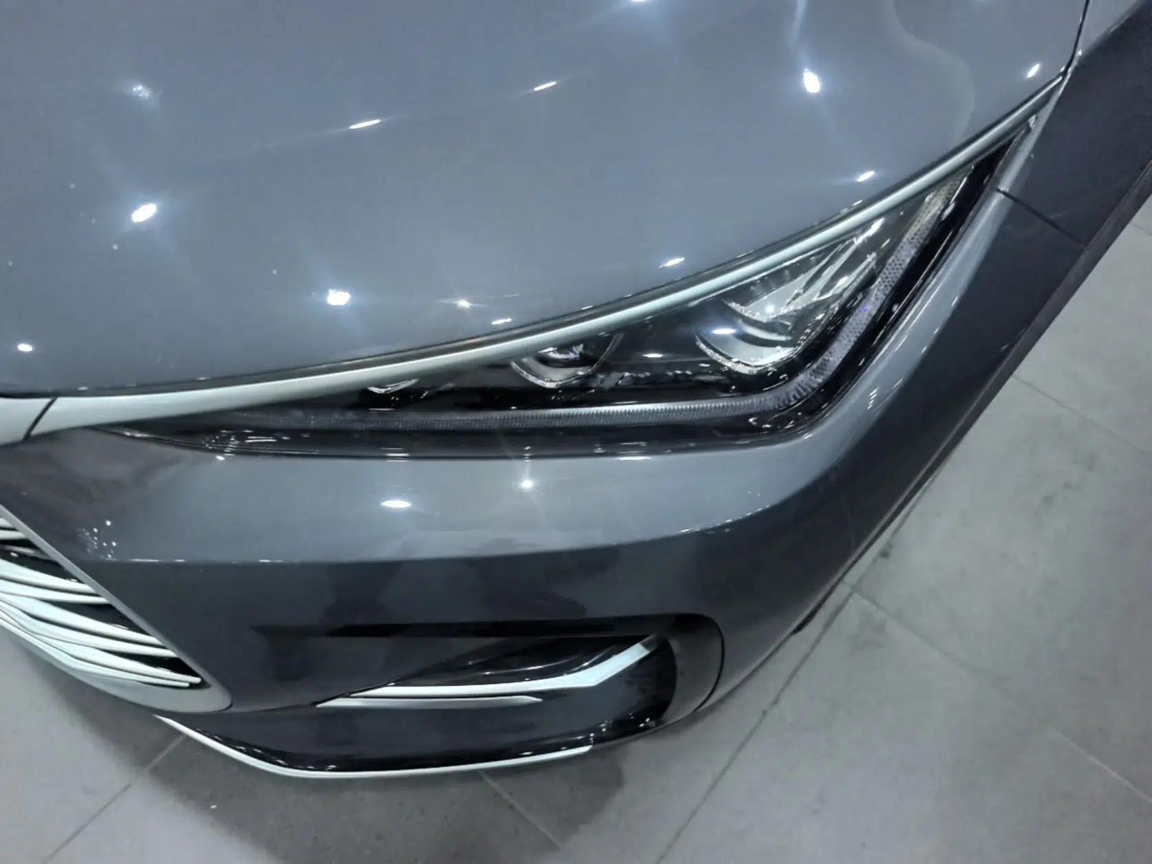 BYD Tang New Energy 2021 DM-i 112KM Prestige Model — миниатюра 8