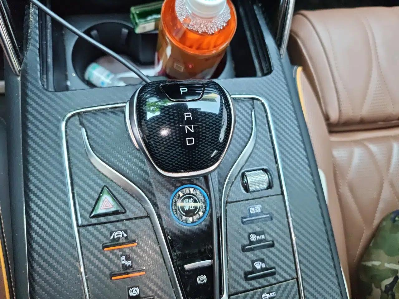 BYD Tang New Energy 2021 DM-i 112KM Prestige Model — миниатюра 14