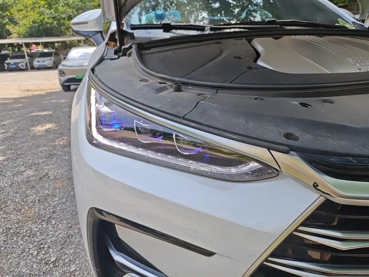BYD Tang New Energy 2021 DM-i 112KM Prestige Model — миниатюра 7