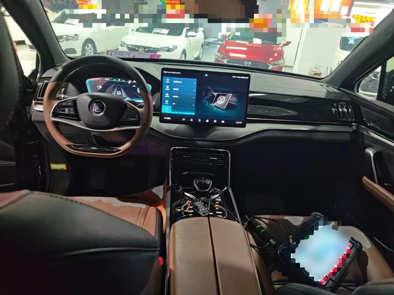 BYD Tang New Energy 2021 DM 2.0T Four-Wheel Drive High-Performance Luxury Model — миниатюра 17