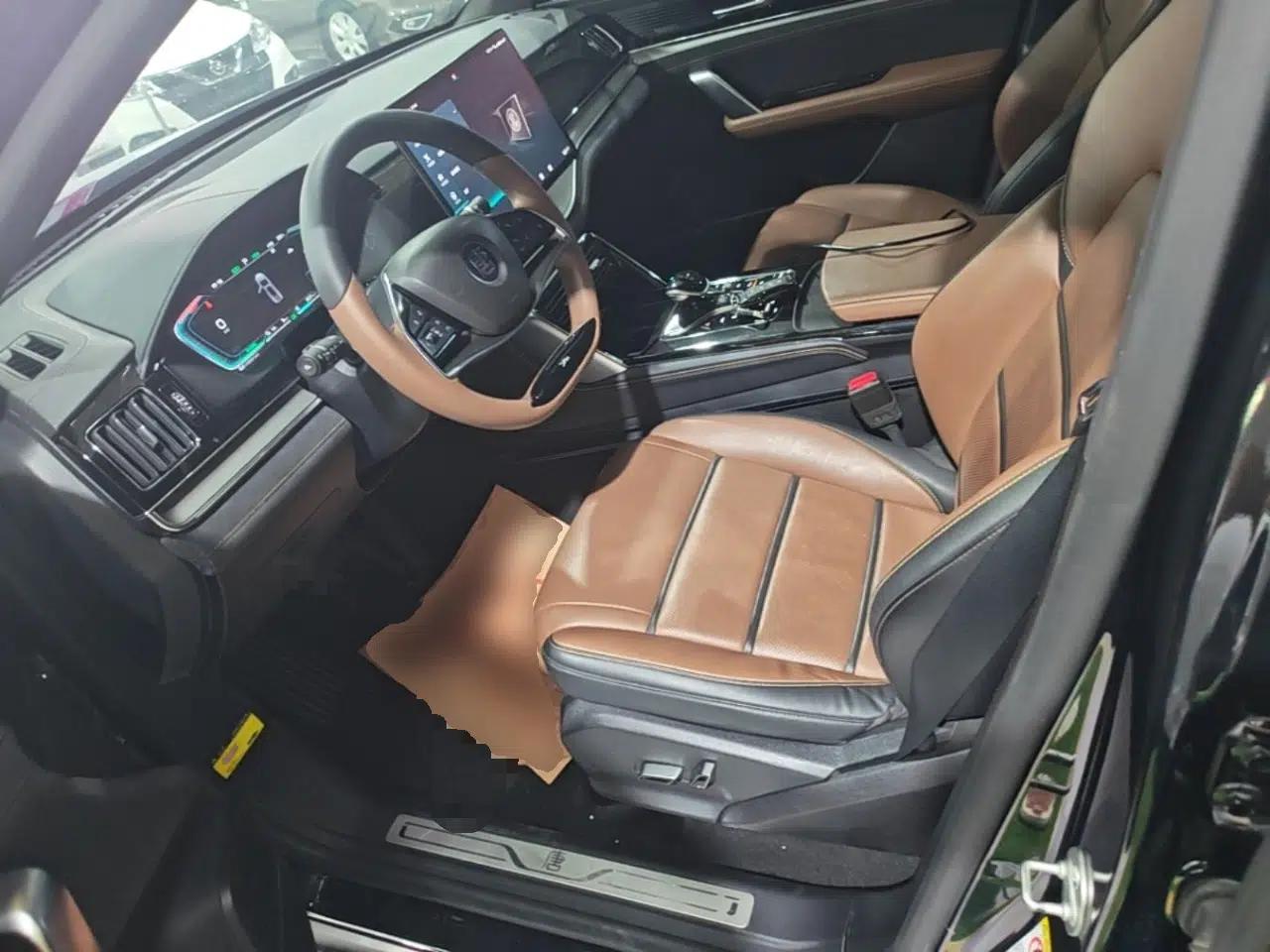 BYD Tang New Energy 2021 DM 2.0T Four-Wheel Drive High-Performance Luxury Model — миниатюра 22