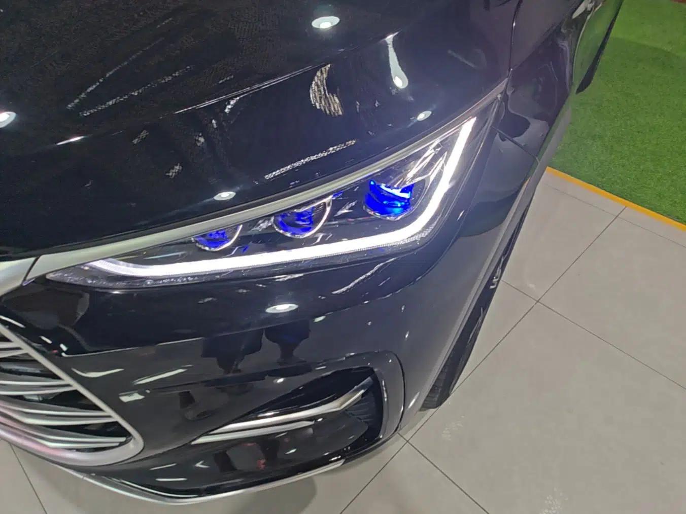 BYD Tang New Energy 2021 DM 2.0T Four-Wheel Drive High-Performance Luxury Model — миниатюра 8