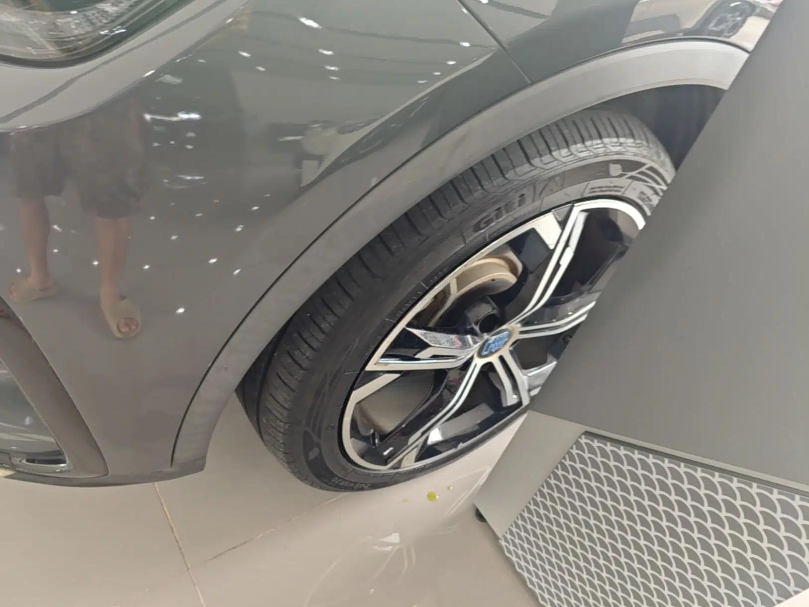 BYD Tang New Energy 2021 DM-i 112KM Prestige Model — миниатюра 10