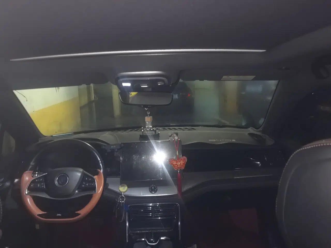 BYD Tang New Energy 2021 DM-i 112KM Prestige Model — миниатюра 18