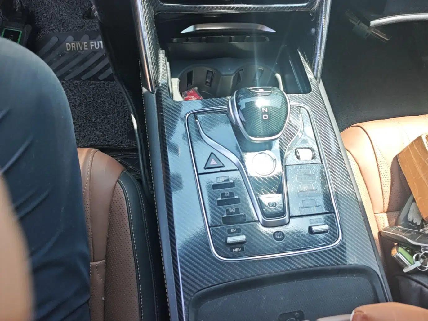 BYD Tang New Energy 2021 DM-i 112KM Prestige Model — миниатюра 21