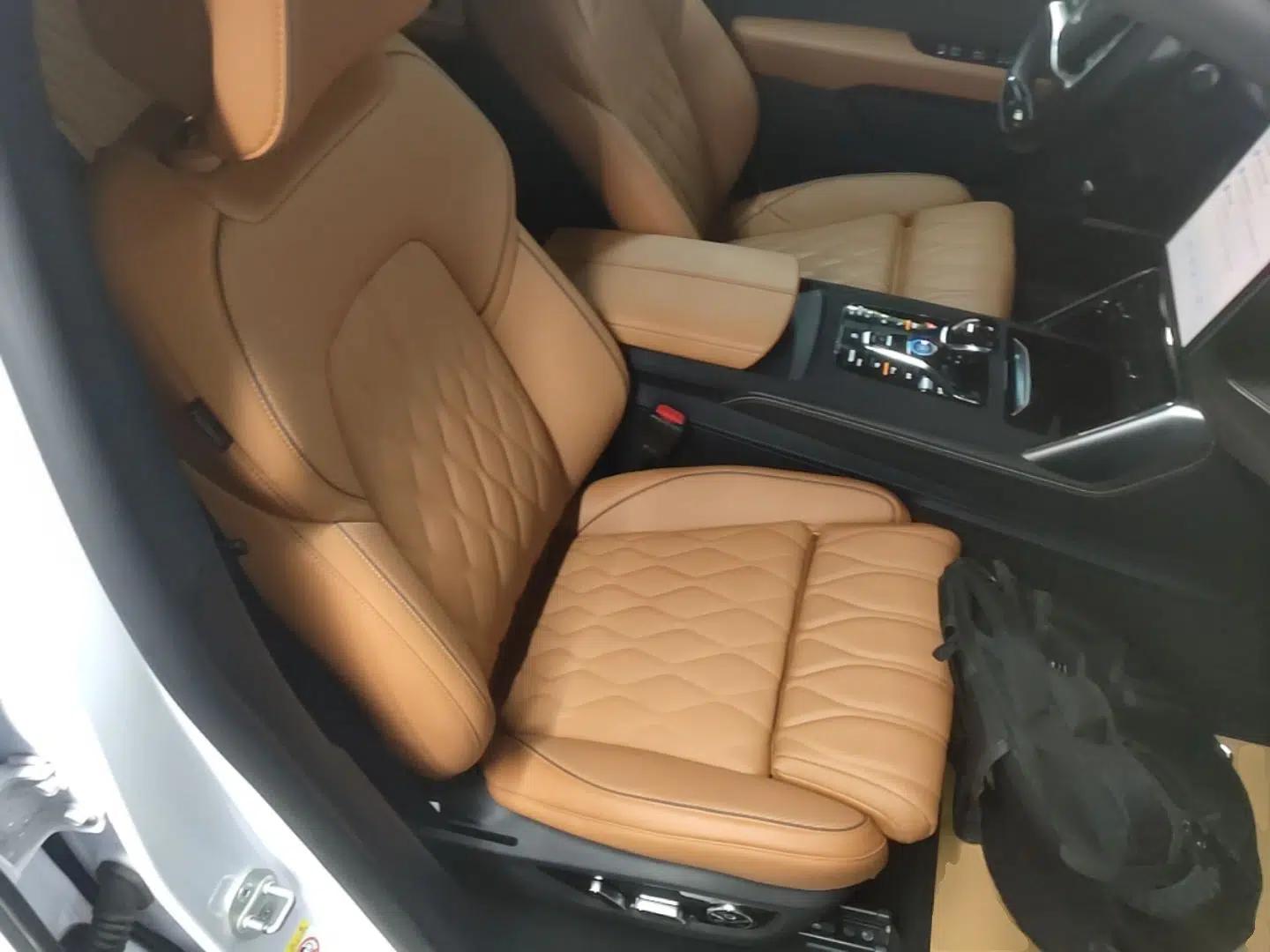 BYD Tang New Energy 2023 DM-i Champion Edition 112KM Prestige Model — миниатюра 19