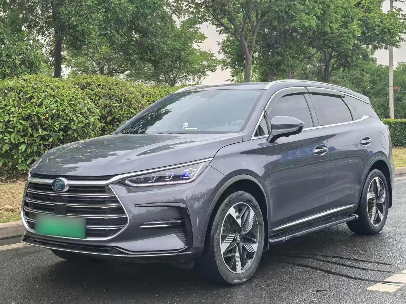 BYD Tang New Energy 2023 DM-i Champion Edition 112KM Prestige Model — миниатюра 1