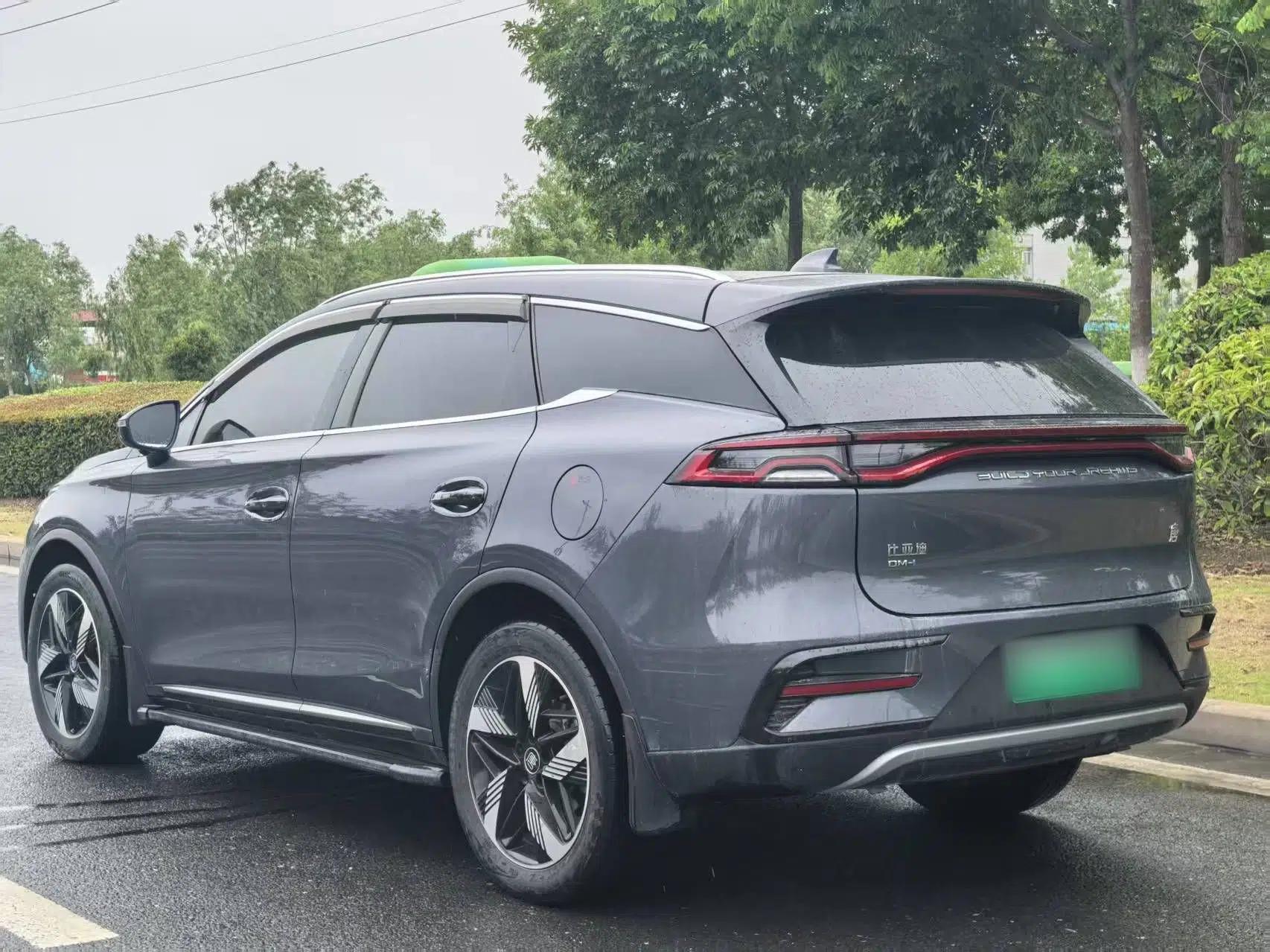 BYD Tang New Energy 2023 DM-i Champion Edition 112KM Prestige Model — миниатюра 17