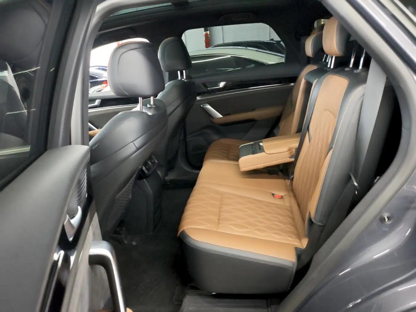 BYD Tang New Energy 2023 DM-i Champion Edition 112KM Prestige Model — миниатюра 27