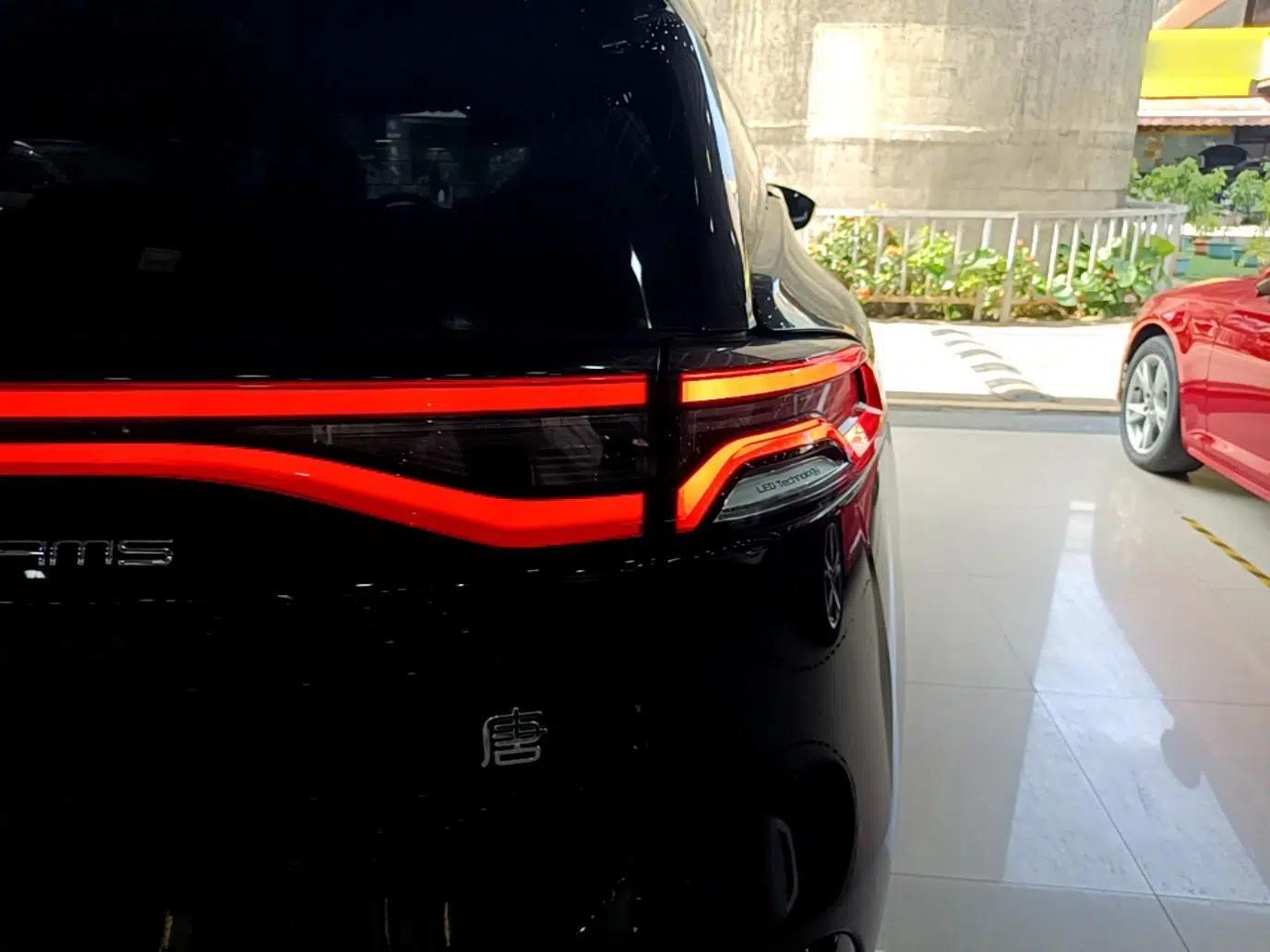 BYD Tang New Energy 2021 DM-i 112KM Prestige Model — миниатюра 9