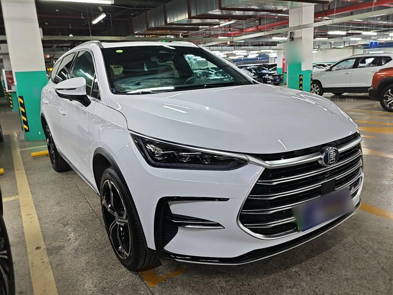 BYD Tang New Energy 2021 DM-i 112KM Prestige Model — миниатюра 3