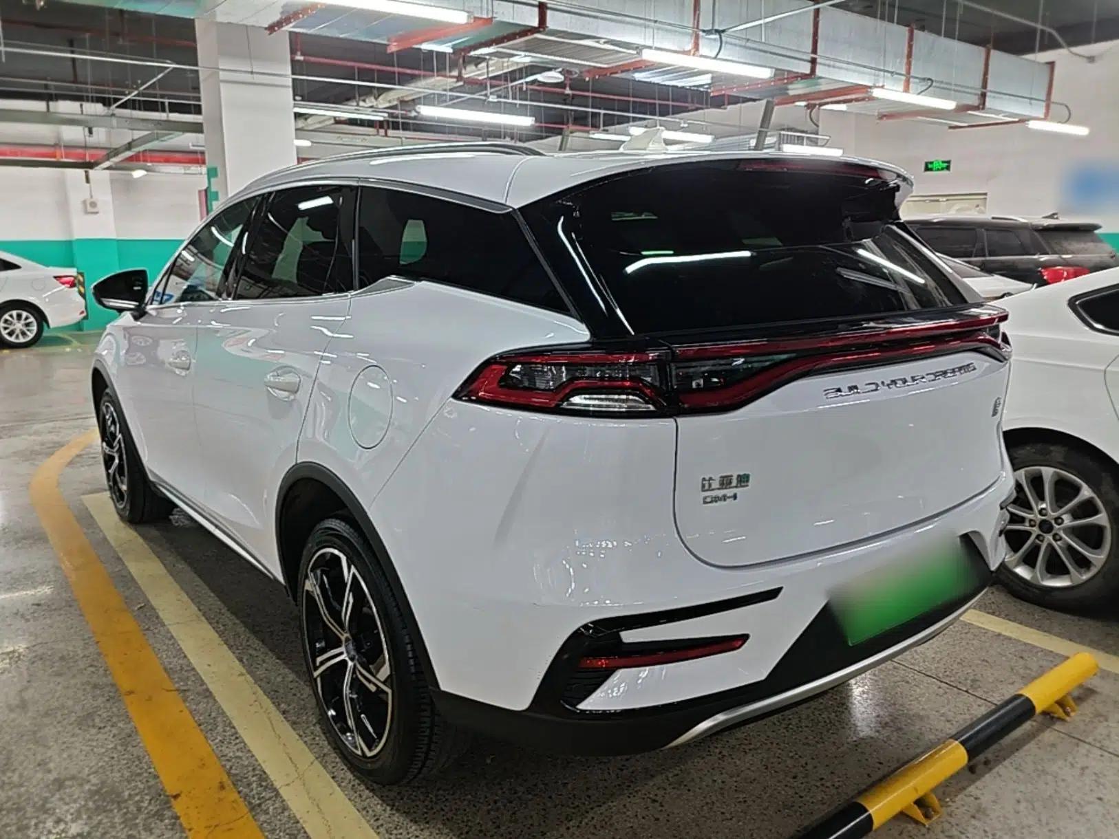 BYD Tang New Energy 2021 DM-i 112KM Prestige Model — миниатюра 4