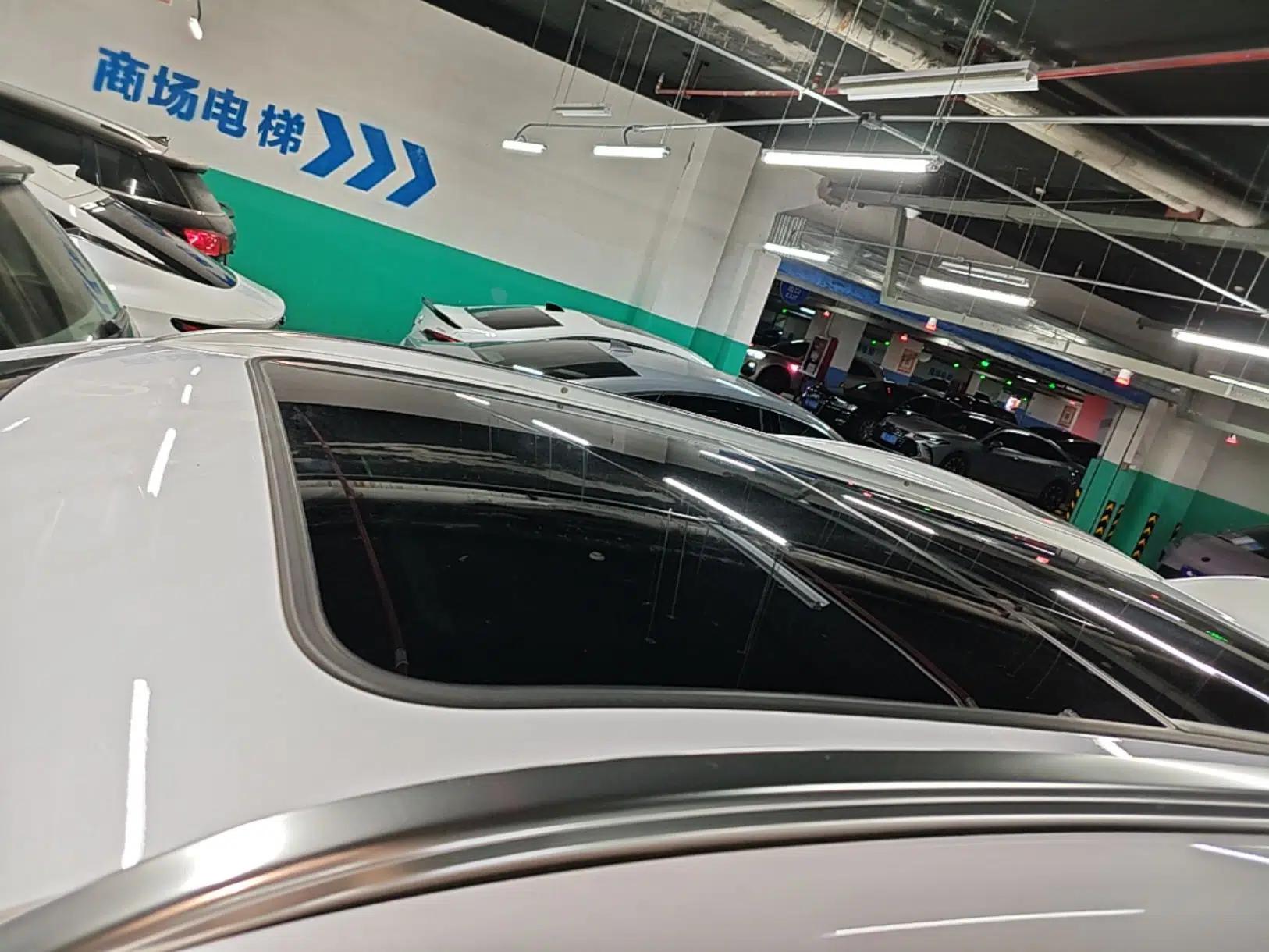BYD Tang New Energy 2021 DM-i 112KM Prestige Model — миниатюра 7