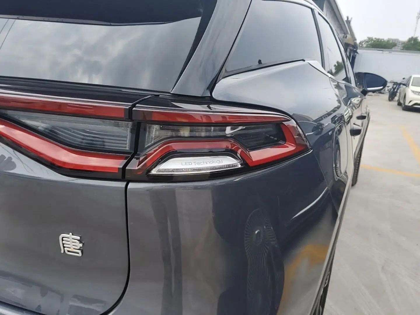 BYD Tang New Energy 2023 DM-i Champion Edition 112KM Prestige Model — миниатюра 9