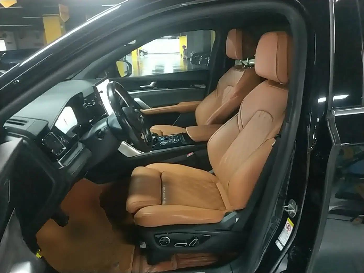 BYD Tang New Energy 2023 DM-i Champion Edition 112KM Prestige Model — миниатюра 17