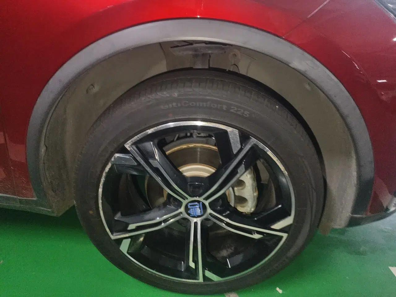 BYD Tang New Energy 2021 DM-i 112KM Prestige Model — миниатюра 8