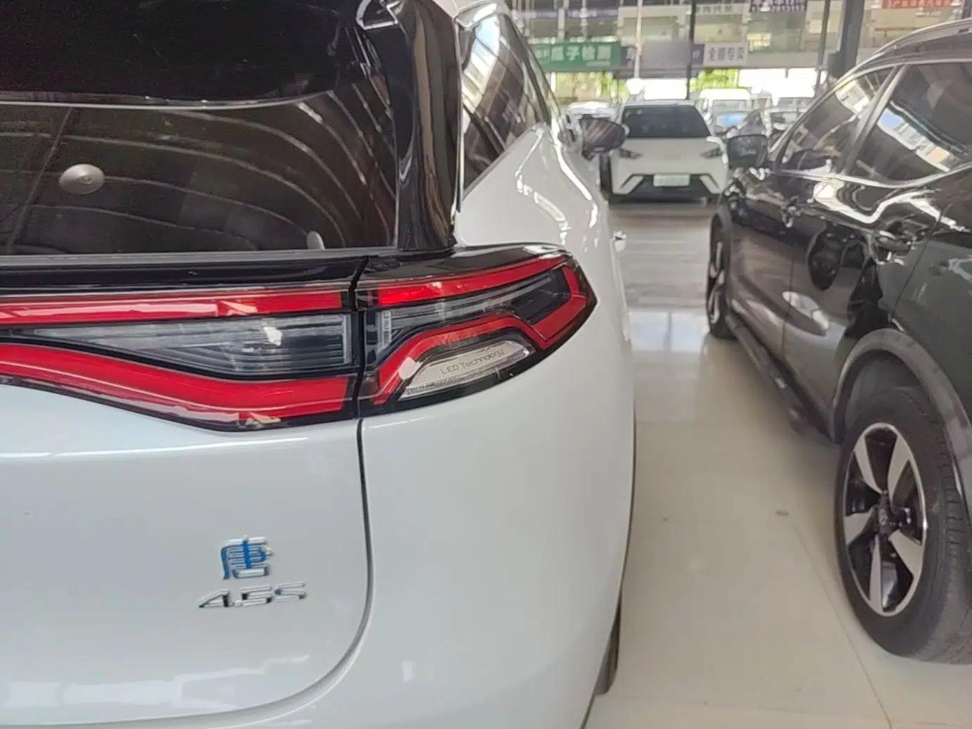 BYD Tang New Energy 2019 DM 2.0T All-Wheel Drive Connected Leading Model 7 Seats China VI Standard — миниатюра 9