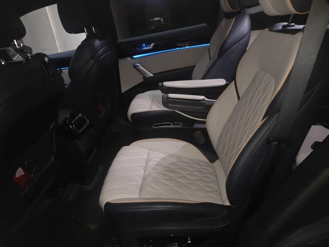 BYD Tang New Energy 2022 DM-p 215KM Four-Wheel Drive Flagship Model — миниатюра 17