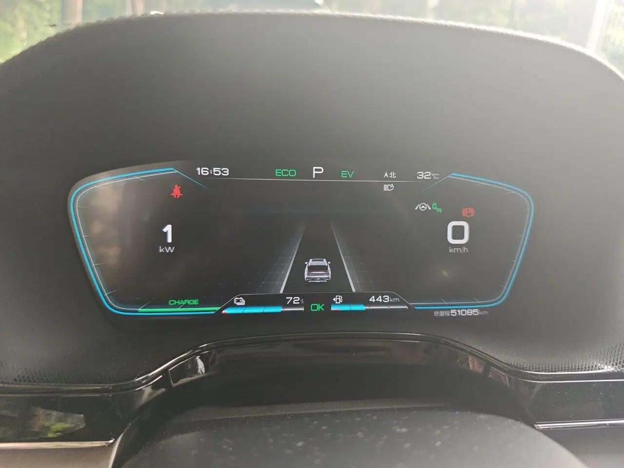 BYD Tang New Energy 2021 DM-i 112KM Prestige Model — миниатюра 11