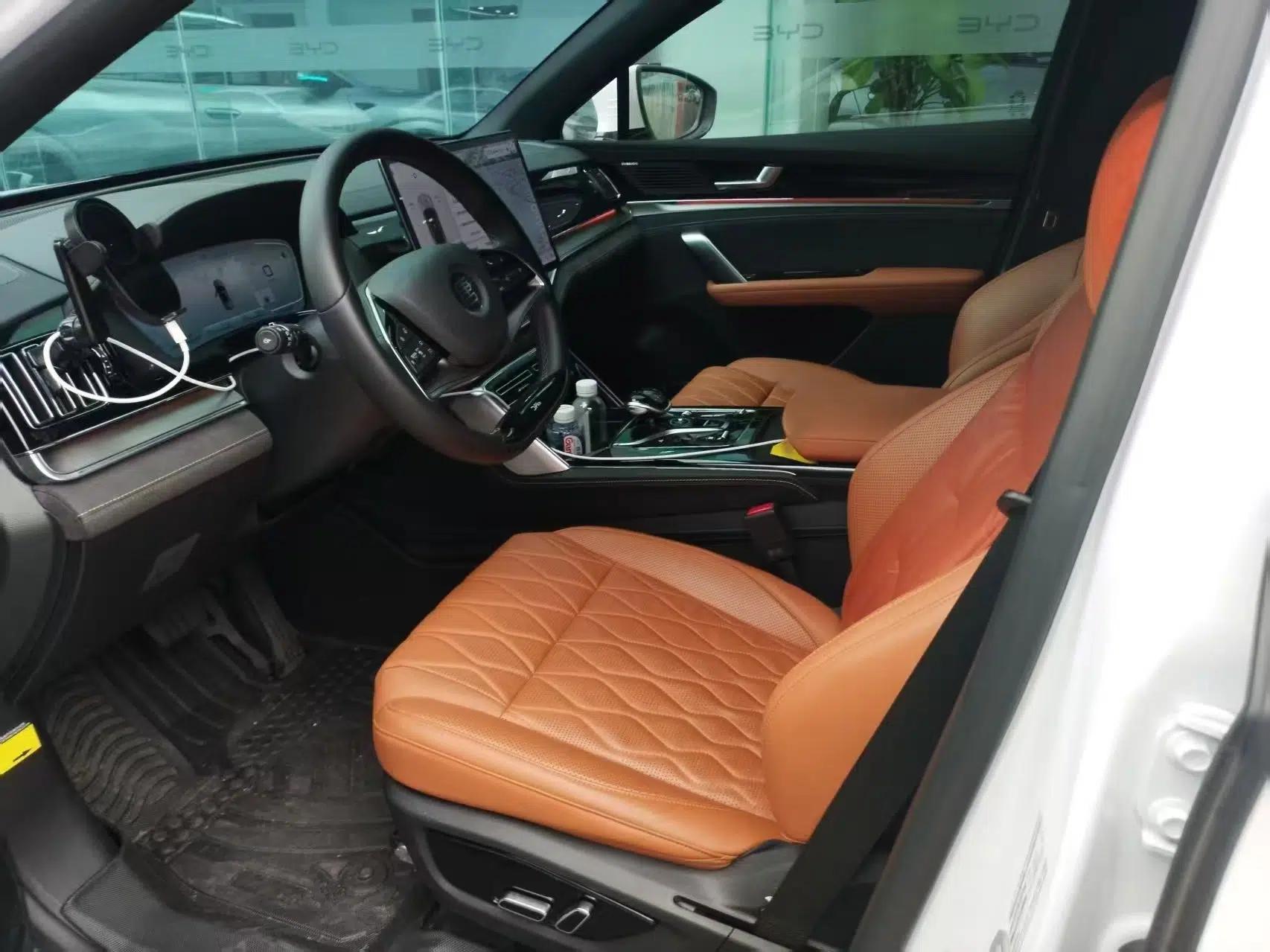 BYD Tang New Energy 2023 DM-i Champion Edition 112KM Prestige Model — миниатюра 30
